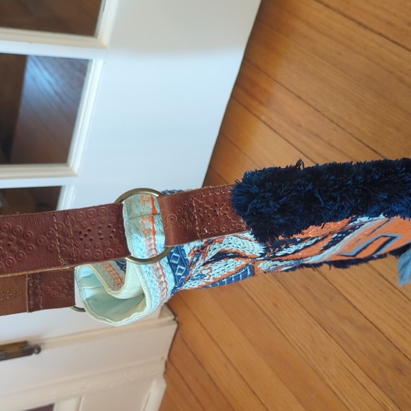 Free People embroidered crossbody bag with leather strap - Picture 4 of 15